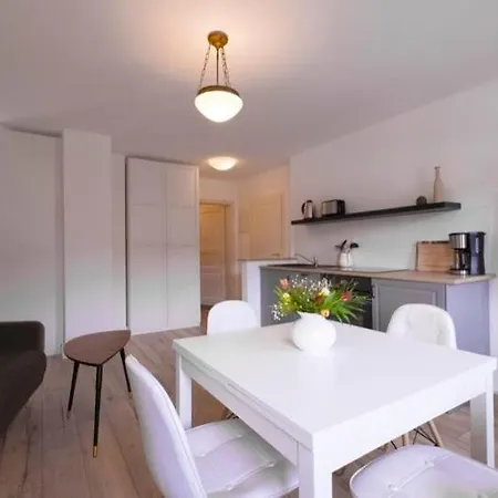 公寓 Charmante 2 Im Schmoellerhaeuschen 斯塔德特·卫恩